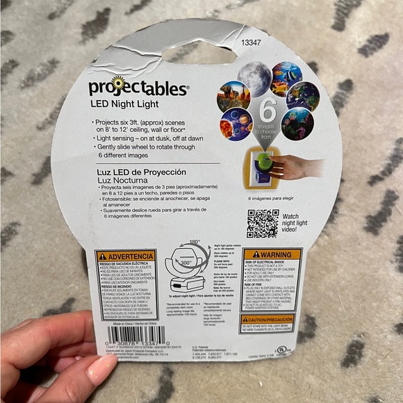 Lot of 2: Levitating Moon Lamp and Planetary Nightlight MSRP: $149+tax - Picture 7 of 7